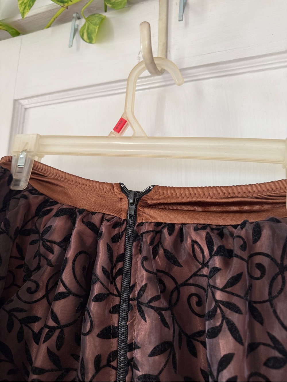 High-Low Ruffled Lace-Overlay Skirt in Brown - Picture 8 of 8